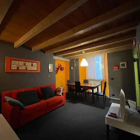 Rainbow House Apartman *